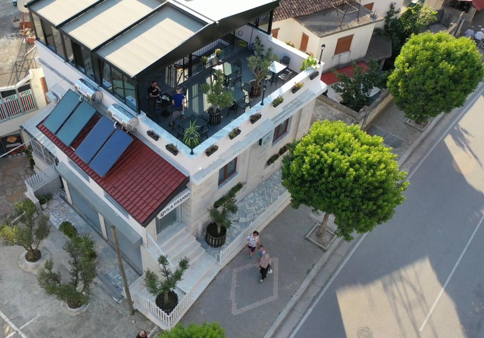 Vila Franko Berat Exterior photo