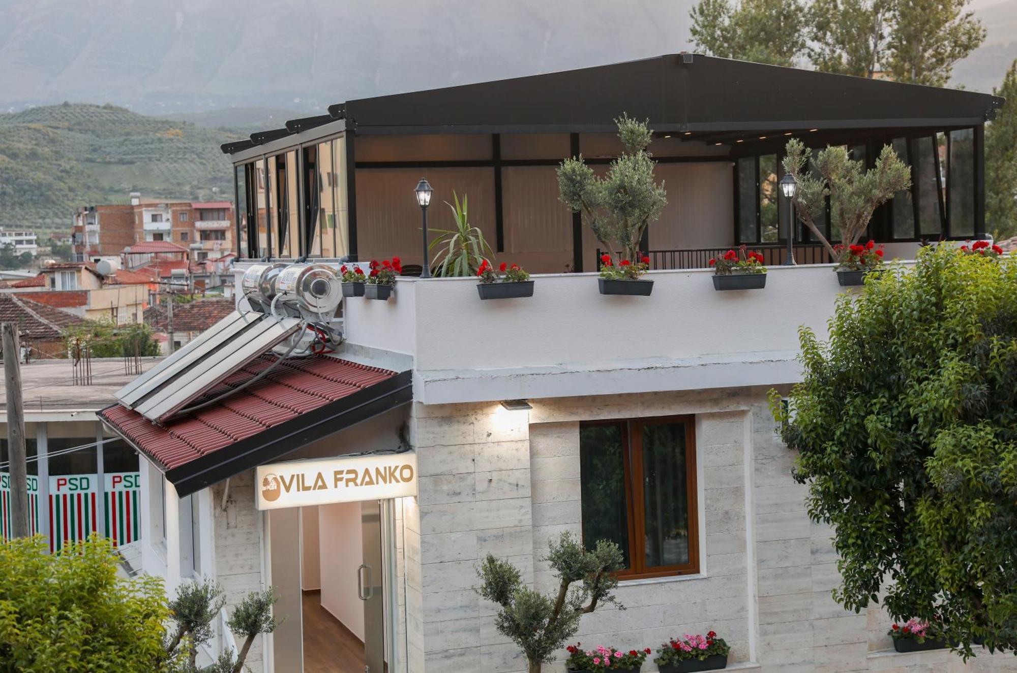 Vila Franko Berat Exterior photo
